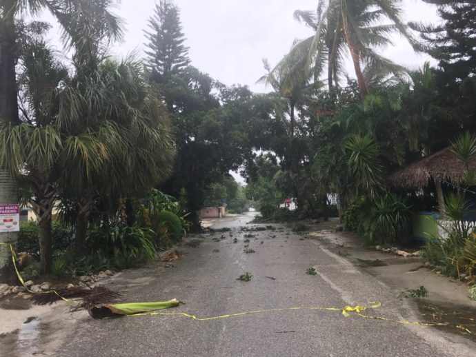 Captiva Village, Andy Rosse Lane 2, About Noon/E, Video, Hurricane Irma, Sanibel & Captiva, 11 AM/E Update, September 10, 2017.